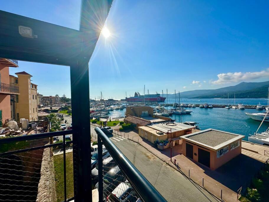 5 Min De La - T4 Avec Piscine & Tennis * Propriano (Corsica)